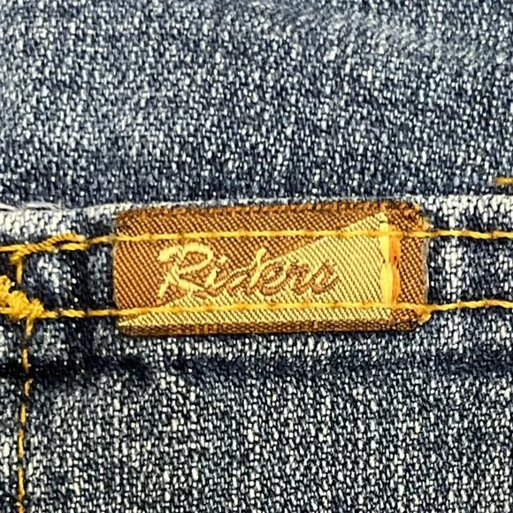 Riders by Lee Cuffed Capri Pants | Women's Size 6M - Picture 3 of 4